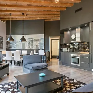 https://midtown-luxury-apartments.topbarcelonahotels.com