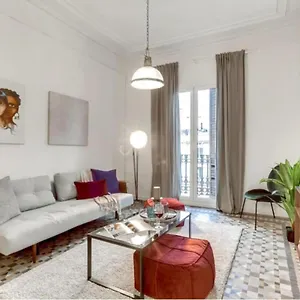https://sweet-inn-apartments-carrer-arago.topbarcelonahotels.com
